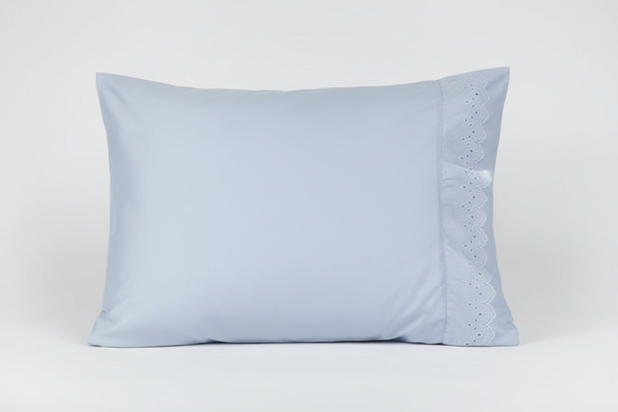 Tyynyliina Hellivä – Kampapuuvilla Percale | Full Moon