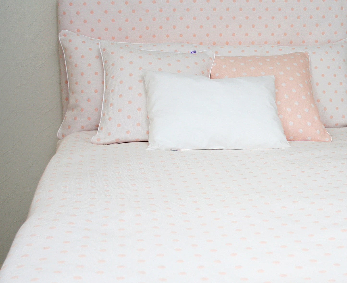 Hooded daybed | Moonika