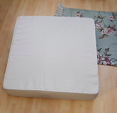Lattiatyynynpäällinen | Napakka kymmenessä erivärissä
