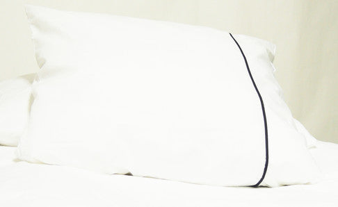 Tereellinen tyynyliina – Kampapuuvilla Percale | Full Moon